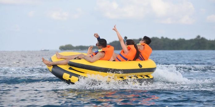 Nikmati Keseruan Wahana Laut Pulau Seribu