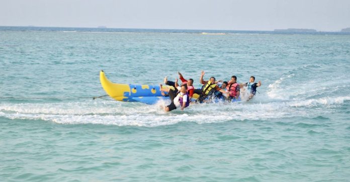 Kegiatan Water Sport Seru di Kepulauan Seribu yang Sayang Dilewatkan