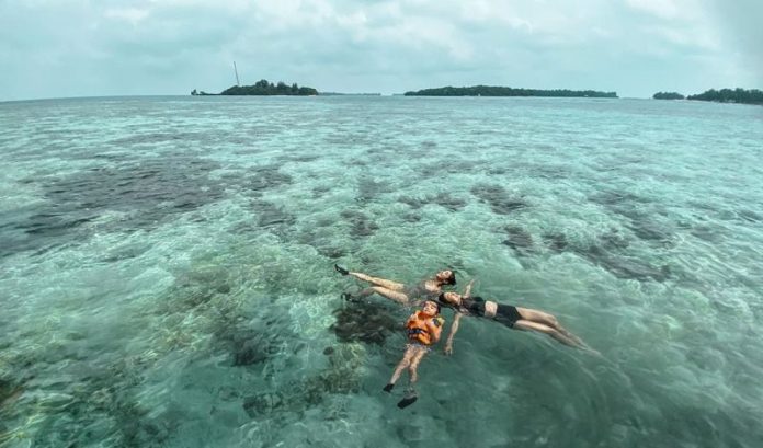 Destinasi Wisata Pantai Sehari yang Menyegarkan di Kepulauan Seribu